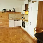 Pine House Appartement *
