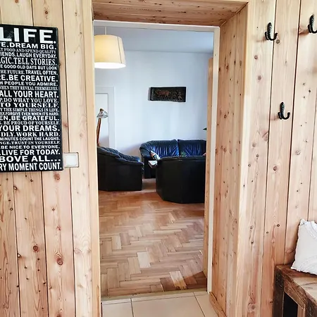 Pine House פורשטנפלד