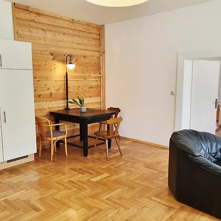 Pine House * פורשטנפלד